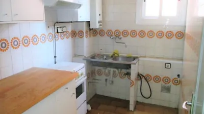 Casa en venta en Avenida del Ejército Español, número 00, Barbastro de 300.000 €