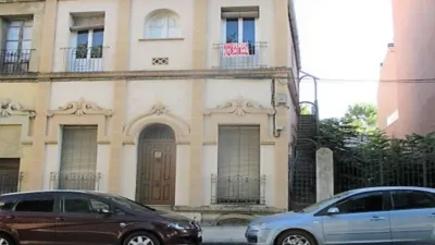 Casa en venta en Avenida del Ejército Español, número 00, Barbastro de 300.000 €