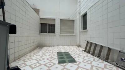 Piso en venta en Calle Maestro Atanasio Garcia Zapater, 1, Benetússer de 189.900 €