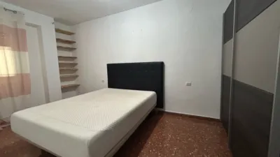 Piso en venta en Calle Maestro Atanasio Garcia Zapater, 1, Benetússer de 189.900 €