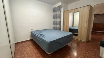 Piso en venta en Calle Maestro Atanasio Garcia Zapater, 1, Benetússer de 189.900 €