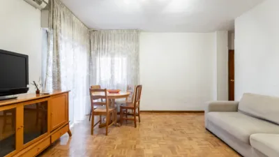 Apartment on Calle de Viriato photo 2