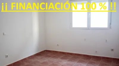 Chalet adosado en venta en Calle de Picos, Recas de 135.000 €