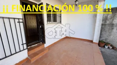 Chalet pareado en venta en Calle Enredo, Santa Olalla de 140.000 €