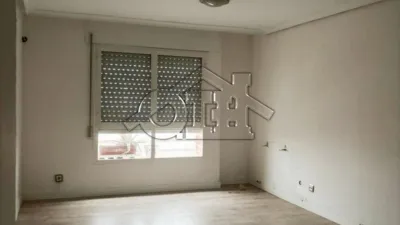 Piso en venta en Travesía de Felipe de Diego, Palomeras Sureste (Distrito Puente de Vallecas. Madrid Capital) de 239.000 €