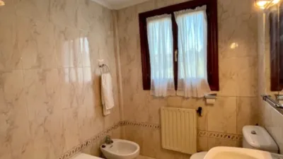 Semi-detached house in Urduliz photo 26
