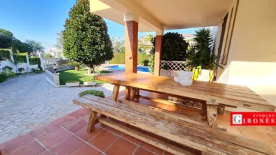 Chalet unifamiliar en venta en Carrer Antonio Machado, Roca Grossa-Serra Brava (Lloret de Mar) de 590.000 €