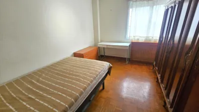 Piso en venta en Avenida de la Paz, cerca de Calle de la Duquesa de la Victoria, Residencia (Logroño) de 199.000 €