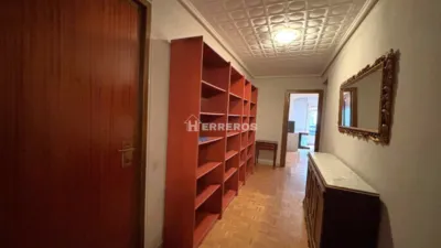 Piso en venta en Calle del Doctor Múgica, Centro (Logroño) de 175.000 €
