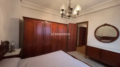 Piso en venta en Calle del Doctor Múgica, Centro (Logroño) de 175.000 €