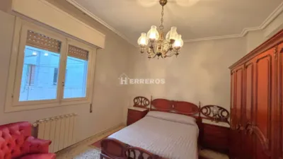 Piso en venta en Calle del Doctor Múgica, Centro (Logroño) de 175.000 €
