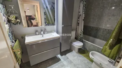 Apartamento en venta en Avenida Manuel de Falla, San Adrián-La Cava-El Arco (Logroño) de 181.000 €