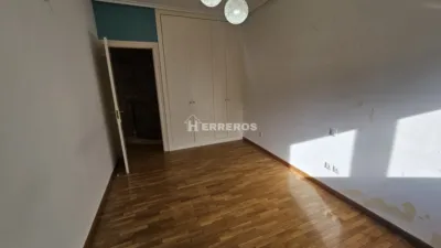 Apartamento en venta en Avenida Manuel de Falla, San Adrián-La Cava-El Arco (Logroño) de 181.000 €