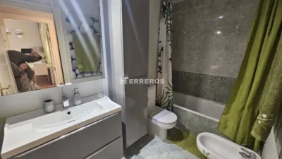 Apartamento en venta en Avenida Manuel de Falla, San Adrián-La Cava-El Arco (Logroño) de 181.000 €