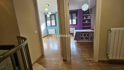 Apartamento en venta en Avenida Manuel de Falla, San Adrián-La Cava-El Arco (Logroño) de 181.000 €