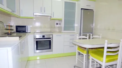 Piso en venta en Calle de Karmelo, Santutxu (Distrito Begoña-Santutxu. Bilbao) de 385.000 €