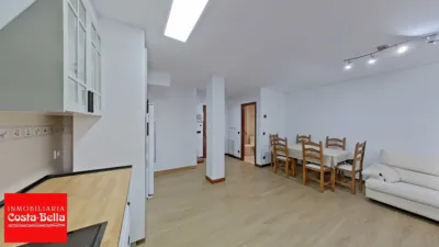 Duplex on Juan José Ruano Street, 1 photo 41