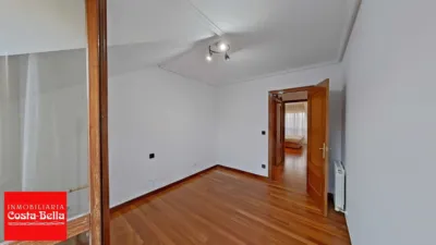 Duplex on Juan José Ruano Street, 1 photo 21