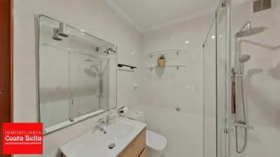 Duplex on Juan José Ruano Street, 1 photo 17
