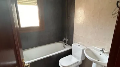 Chalet adosado en venta en Calle Montealegre, Sámano (Castro Urdiales) de 290.000 €