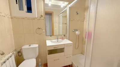 Piso en venta en Progrés-25 de Setembre, Progrés-25 de Setembre (Rubí) de 220.000 €