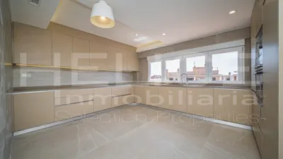 Ático en venta en Carrer de la Florista, 39, cerca de Carrer de les Alqueríes de Bellver, Benicalap (Distrito Benicalap. València Capital) de 405.000 €