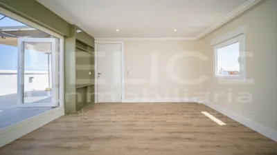 Ático en venta en Carrer de la Florista, 39, cerca de Carrer de les Alqueríes de Bellver, Benicalap (Distrito Benicalap. València Capital) de 405.000 €