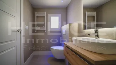Ático en venta en Carrer de la Florista, 39, cerca de Carrer de les Alqueríes de Bellver, Benicalap (Distrito Benicalap. València Capital) de 405.000 €