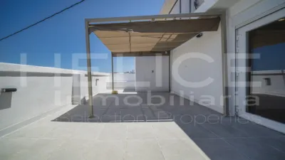 Ático en venta en Carrer de la Florista, 39, cerca de Carrer de les Alqueríes de Bellver, Benicalap (Distrito Benicalap. València Capital) de 405.000 €