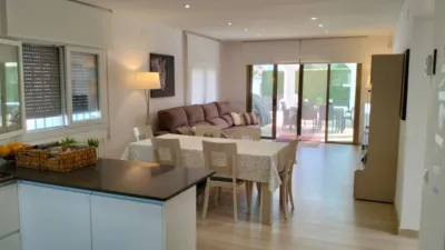 Casa en venta en Avinguda de la Llibertat, Nucli Urbà (Mont-roig del Camp) de 385.000 €