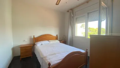 Chalet en venta en Carrer dels Xops, Platja de Mont-roig (Mont-roig del Camp) de 389.000 €