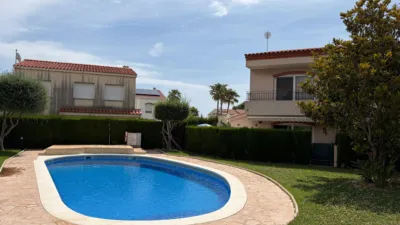 Casa en venta en Avinguda del Doctor Gil Vernet, 44, Miami Platja (Mont-roig del Camp) de 270.000 €