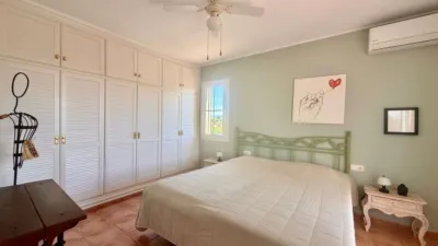 Chalet in Miami Platja photo 23