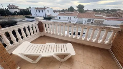 Semi-detached house in Carrer de Castella photo 17