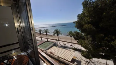 Apartment on Carrer de les Acàcies photo 3