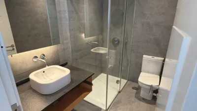 Piso en alquiler en Calle del Marqués de Santa Cruz, Centro (Oviedo) de 1.600 €<span>/mes</span>