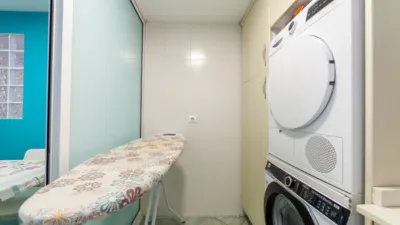 Apartment on Roig de Corella Street photo 14