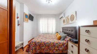 Apartment on Roig de Corella Street photo 15