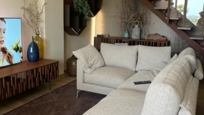 Duplex in Carrer La Haya photo 9