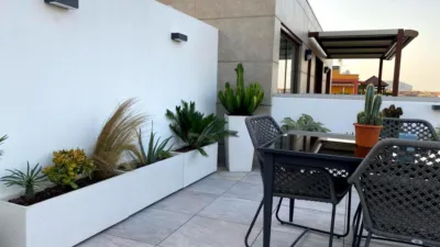 Duplex in Carrer La Haya photo 13