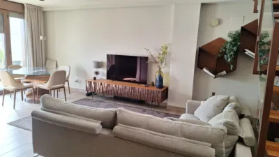 Duplex in Carrer La Haya photo 6