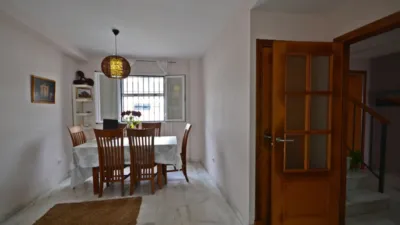 Single-family home at Avenida Cañada Honda, No. 2 photo 28