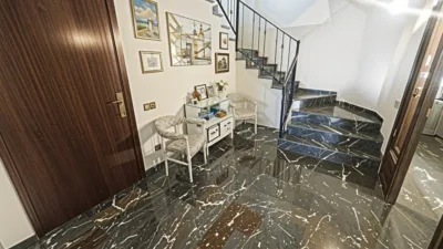 House in Eixample-Sant Oleguer photo 12