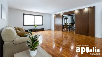 Casa en venta en Eixample-Sant Oleguer, Eixample-Sant Oleguer (Sabadell) de 965.000 €