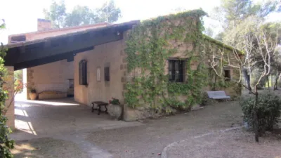 Rustic Finca on Carrer del Doctor Trueta photo 8