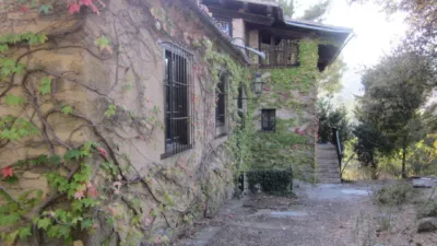 Rustic Finca on Carrer del Doctor Trueta photo 10