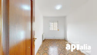 Apartment in Badia del Vallès photo 15