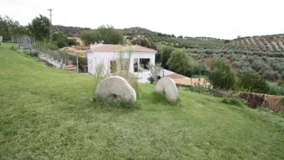 Chalet en venta en Calle de Pablo Neruda, Alcalá del Valle de 380.000 €