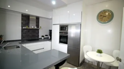 Chalet en venta en Calle de Pablo Neruda, Alcalá del Valle de 380.000 €