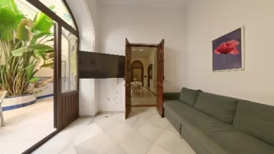 House in the Centre photo 13